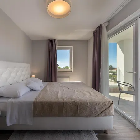 Beautiful Modern Vila Porec