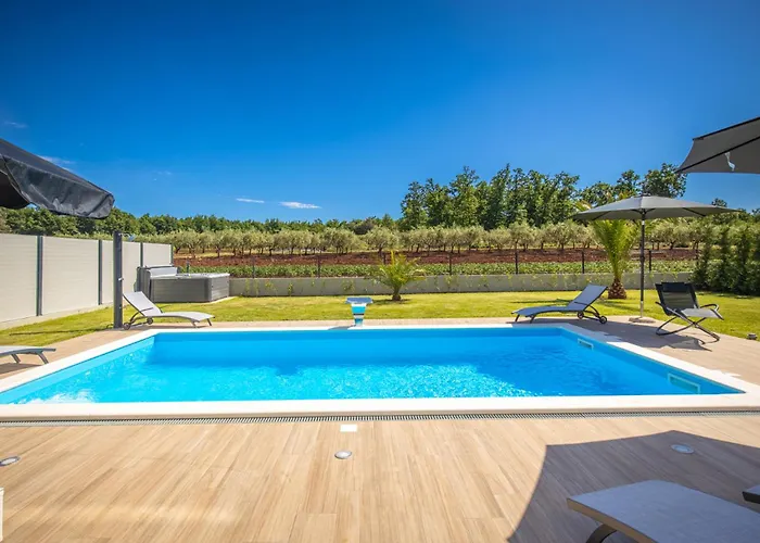 Beautiful Modern Villa *