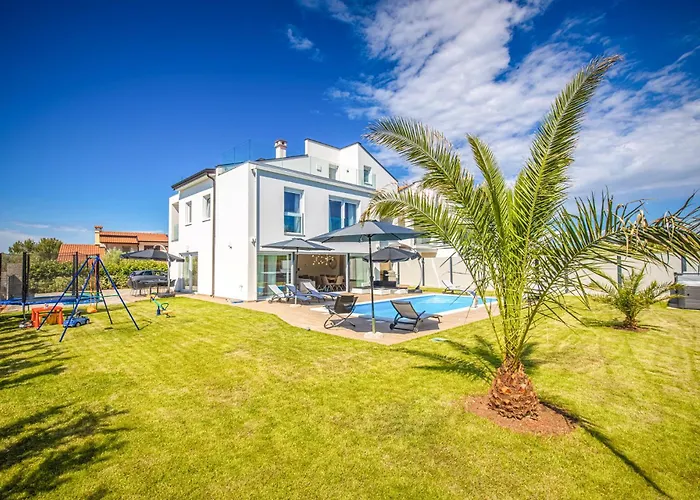 Beautiful Modern Villa *