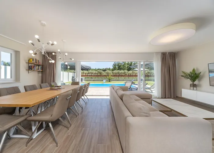 Beautiful Modern Poreč