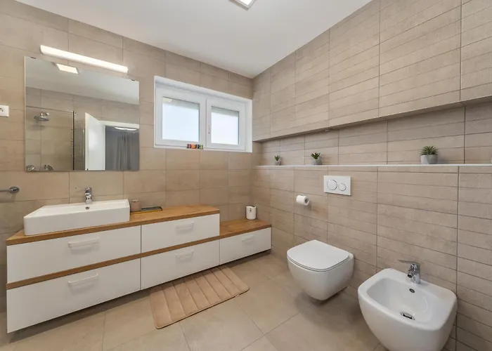 Beautiful Modern Villa *